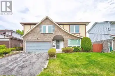 1076 Drive Toronto (Agincourt South-Malvern West) Ontario M1S3H5