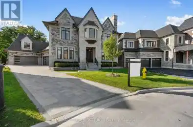 32 Court Vaughan (Patterson) Ontario L6A4Z7