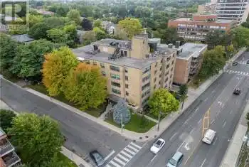 2 RIDELLE Avenue Unit# 505, Toronto, Ontario M6B1H4, 1 Bedroom Bedrooms, ,1 BathroomBathrooms,Condo,For Sale,RIDELLE,40641814