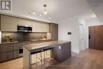 21 Park Street Unit# 520, Mississauga (Port Credit), Ontario L5G1L7, 2 Bedrooms Bedrooms, ,2 BathroomsBathrooms,Condo,For Sale,Park,W9343078