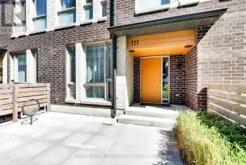 19 Allenbury Gardens Unit# TH 111, Toronto (Don Valley Village), Ontario M2J2Z2, 4 Bedrooms Bedrooms, ,3 BathroomsBathrooms,All Houses,For Rent,Allenbury,C9343926