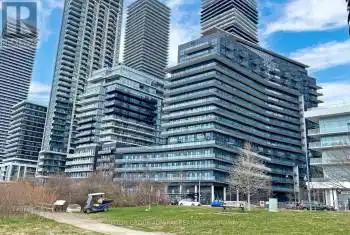 39 Annie Craig Drive Unit# Th4, Toronto (Mimico), Ontario M8V0C5, 3 Bedrooms Bedrooms, ,3 BathroomsBathrooms,All Houses,For Sale,Annie Craig,W9344136