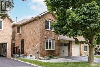 1204 POTTERS WHEEL Crescent, Oakville, Ontario L6M1J2, 4 Bedrooms Bedrooms, ,4 BathroomsBathrooms,All Houses,For Sale,POTTERS WHEEL,40646080