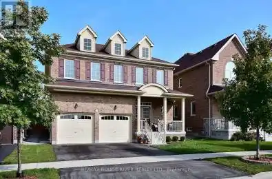 245 Drive Clarington (Bowmanville) Ontario L1C0W3