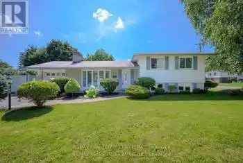 228 Plumtree Drive, Burlington (LaSalle), Ontario L7T2G9, 3 Bedrooms Bedrooms, ,2 BathroomsBathrooms,All Houses,For Sale,Plumtree,W9346168