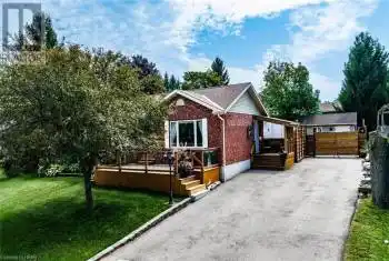 30 NORTH ST, Huron East (Egmondville), Ontario N0K1G0, 3 Bedrooms Bedrooms, ,3 BathroomsBathrooms,All Houses,For Sale,NORTH ST,X10781082