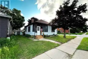 570 CORONATION Boulevard, Cambridge, Ontario N1R5Y3, 3 Bedrooms Bedrooms, ,1 BathroomBathrooms,All Houses,For Sale,CORONATION,40646214