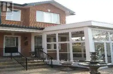 2031 Road Toronto (Weston-Pellam Park) Ontario M6N1C5