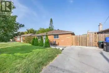 228 Simcoe Road, Bradford West Gwillimbury (Bradford), Ontario L3Z1Y9, 4 Bedrooms Bedrooms, ,2 BathroomsBathrooms,All Houses,For Sale,Simcoe,N9347447