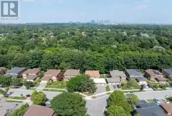 3417 Sanderling Crescent, Mississauga (Erin Mills), Ontario L5L3P4, 5 Bedrooms Bedrooms, ,5 BathroomsBathrooms,All Houses,For Sale,Sanderling,W9347953