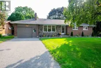 5 Ottawa Street, Scugog (Port Perry), Ontario L9L1K3, 4 Bedrooms Bedrooms, ,3 BathroomsBathrooms,All Houses,For Sale,Ottawa,E9348258