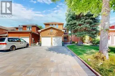 32 Court Markham (Buttonville) Ontario L3R9G4