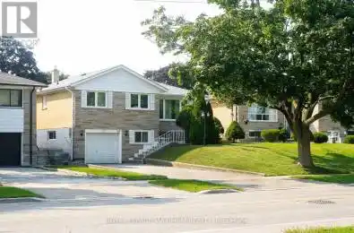 49 Boulevard Toronto (West Humber-Clairville) Ontario M9W3M7