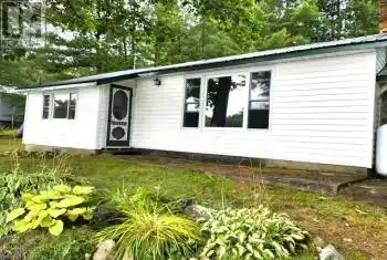 1264 HEAD Road, North Frontenac (Frontenac North), Ontario K0H1K0, 4 Bedrooms Bedrooms, ,2 BathroomsBathrooms,All Houses,For Sale,HEAD,X9411526