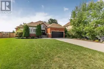 9 Garden Wood Avenue, Caledon, Ontario L7C1A9, 6 Bedrooms Bedrooms, ,4 BathroomsBathrooms,All Houses,For Sale,Garden Wood,W9349324