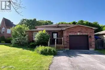 8 OSPREY RIDGE Road, Barrie (Little Lake), Ontario L4M6P9, 3 Bedrooms Bedrooms, ,2 BathroomsBathrooms,All Houses,For Rent,OSPREY RIDGE,S9349523