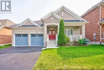 35 Eakins Dr, Aurora, Ontario L4G 0G7, 2 Bedrooms Bedrooms, 14 Rooms Rooms,4 BathroomsBathrooms,All Houses,Sold,Eakins,N9350158