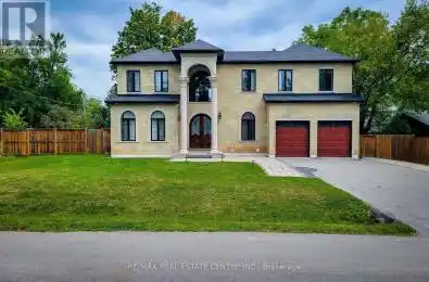 1081 bomorda Drive Oakville (College Park) Ontario L6H1Y3