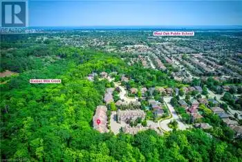 2303 HILL RIDGE Court Unit# 10, Oakville, Ontario L6M3N3, 3 Bedrooms Bedrooms, ,4 BathroomsBathrooms,All Houses,For Sale,HILL RIDGE,40644837