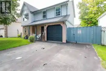 12 Riverdale Drive, Wasaga Beach, Ontario L9Z1E9, 3 Bedrooms Bedrooms, ,3 BathroomsBathrooms,All Houses,For Sale,Riverdale,S9351948