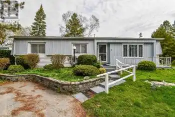 1 Main Street, Innisfil, Ontario L9S1M9, 2 Bedrooms Bedrooms, ,2 BathroomsBathrooms,All Houses,For Sale,Main,N9352058