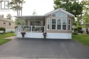 10 White Pines Trail, Wasaga Beach, Ontario L9Z1X7, 2 Bedrooms Bedrooms, ,1 BathroomBathrooms,All Houses,For Sale,White Pines,S8484852