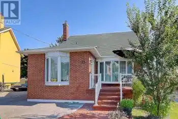 15 Ivordale Crescent, Toronto (Wexford-Maryvale), Ontario M1R2W5, 6 Bedrooms Bedrooms, ,5 BathroomsBathrooms,All Houses,For Sale,Ivordale,E9352781