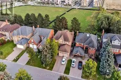 19 Court Markham (Unionville) Ontario L3R9N7