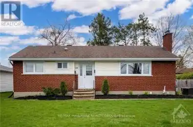 10 ROUNDHAY Drive Ottawa Ontario K2G1B5