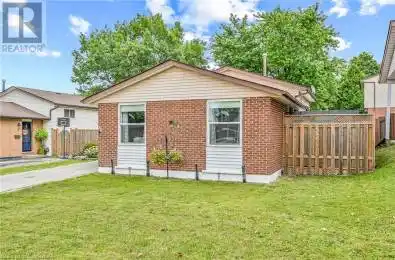 30 Crescent Hamilton Ontario L8J1P4