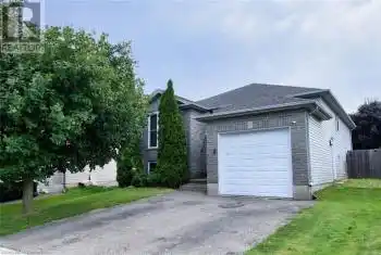 43 BREWSTER Way, Brantford, Ontario N3T6N4, 4 Bedrooms Bedrooms, ,2 BathroomsBathrooms,All Houses,For Sale,BREWSTER,XH4202119