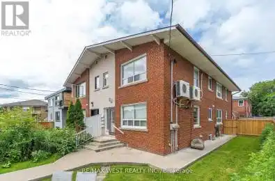 34 Avenue Toronto (Stonegate-Queensway) Ontario M8Y3A9