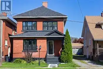 210 Maple Street, Welland, Ontario L3C5G5, 3 Bedrooms Bedrooms, ,2 BathroomsBathrooms,All Houses,For Sale,Maple,XH4206785