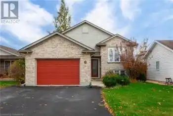 57 TALBOT Avenue, Welland, Ontario L3B6E9, 4 Bedrooms Bedrooms, ,3 BathroomsBathrooms,All Houses,For Sale,TALBOT,XH4182564