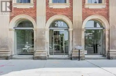 201 Avenue Unit 708 Toronto (South Riverdale) Ontario M4M2S3