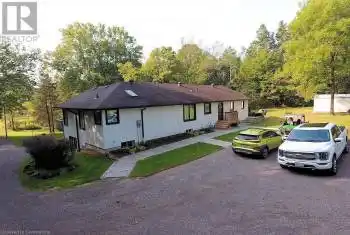 1095 GOVERNORS Road, Dundas, Ontario L9H5E3, 3 Bedrooms Bedrooms, ,3 BathroomsBathrooms,All Houses,For Sale,GOVERNORS,40648434