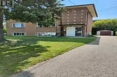 343 Frontenac Avenue Oshawa (Vanier) Ontario L1J2A7