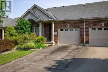 38 AARON Trail, Welland, Ontario L3B6G4, 3 Bedrooms Bedrooms, ,3 BathroomsBathrooms,All Houses,For Sale,AARON,XH4200660