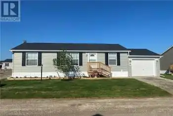 14 COPPER BEACH Drive, Nanticoke, Ontario N0A1L0, 2 Bedrooms Bedrooms, ,2 BathroomsBathrooms,All Houses,For Sale,COPPER BEACH,XH4191870