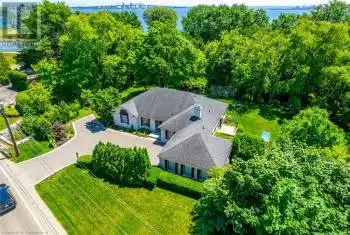 360 NORTH SHORE Boulevard, Burlington, Ontario L7T1W9, 6 Bedrooms Bedrooms, ,4 BathroomsBathrooms,All Houses,For Sale,NORTH SHORE,XH4202108