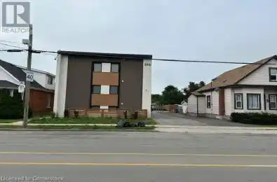 816 Street Unit 3 Hamilton Ontario L8V1E1