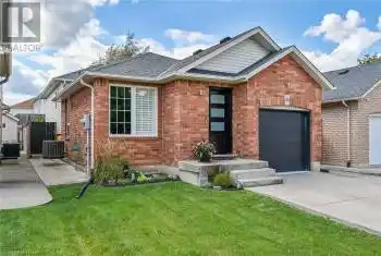 23 HOLYOAKE Drive, Stoney Creek, Ontario L8J3T5, 3 Bedrooms Bedrooms, ,2 BathroomsBathrooms,All Houses,For Sale,HOLYOAKE,XH4202719