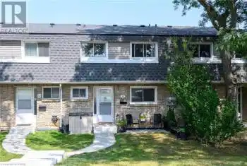 2050 UPPER MIDDLE Road Unit# 10, Burlington, Ontario L7P3R9, 3 Bedrooms Bedrooms, ,2 BathroomsBathrooms,All Houses,For Sale,UPPER MIDDLE,XH4203029