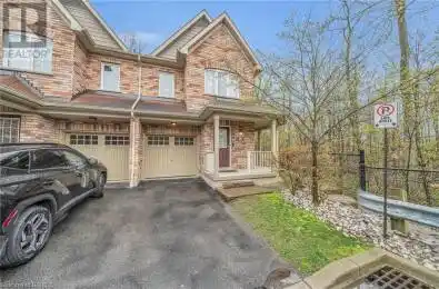 233 DUSKYWING Way Unit# 35 Oakville Ontario L6L0C5