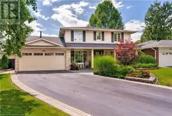 306 OAKWOOD Court, Burlington, Ontario L7N1W9, 5 Bedrooms Bedrooms, ,4 BathroomsBathrooms,All Houses,For Sale,OAKWOOD,XH4204708