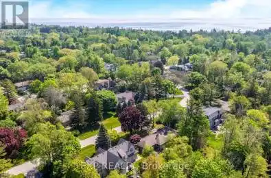 262 Alscot Crescent Oakville (Eastlake) Ontario L6J4R4