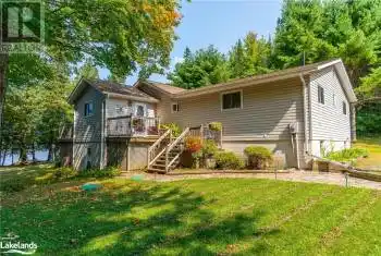 1015 SAHARA Trail, Haliburton, Ontario K0M1S0, 4 Bedrooms Bedrooms, ,3 BathroomsBathrooms,All Houses,For Sale,SAHARA,40645925