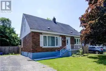 29 SECOND Avenue, Cambridge, Ontario N1S2B9, 3 Bedrooms Bedrooms, ,1 BathroomBathrooms,All Houses,For Sale,SECOND,40649381