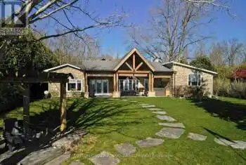 259 Moon Point Drive, Oro-Medonte, Ontario L3V6H1, 3 Bedrooms Bedrooms, ,2 BathroomsBathrooms,All Houses,For Sale,Moon Point,S9356183