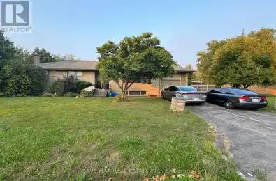 349 Drive Oakville (Bronte East) Ontario L6L4J2